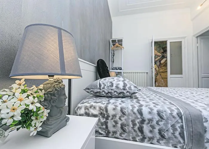 L\' Atelier Comodo Al Centro - Parcheggio Privato - Zona Ospedale San Martino