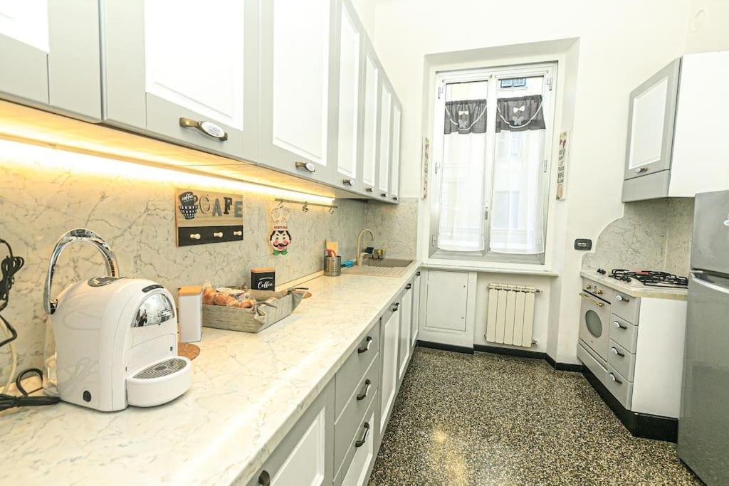 Appartamento L' Atelier Comodo Al Centro - Parcheggio Privato - Zona Ospedale San Martino