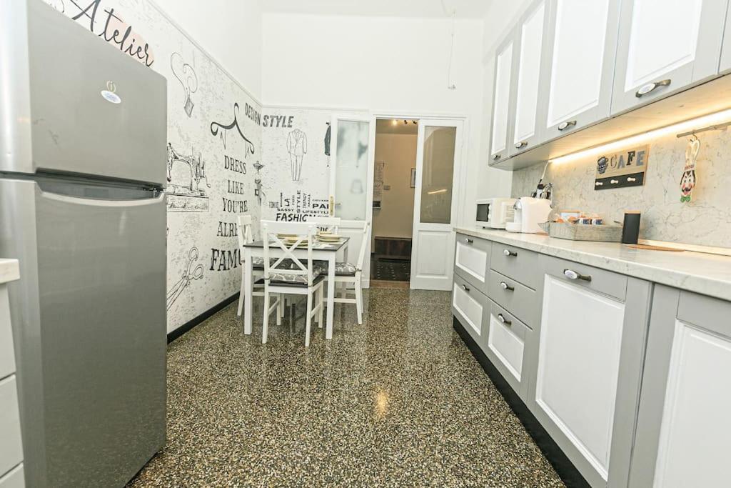 L' Atelier Comodo Al Centro - Parcheggio Privato - Zona Ospedale San Martino Appartamento Genova